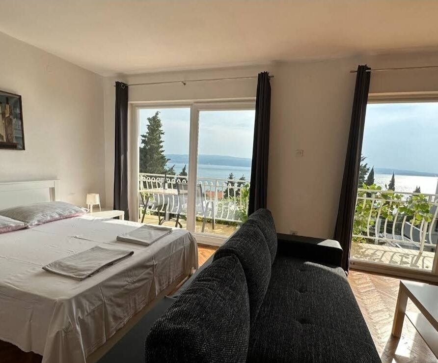 Apartments Matejčić – Crikvenica | Sea View Holiday Apartment